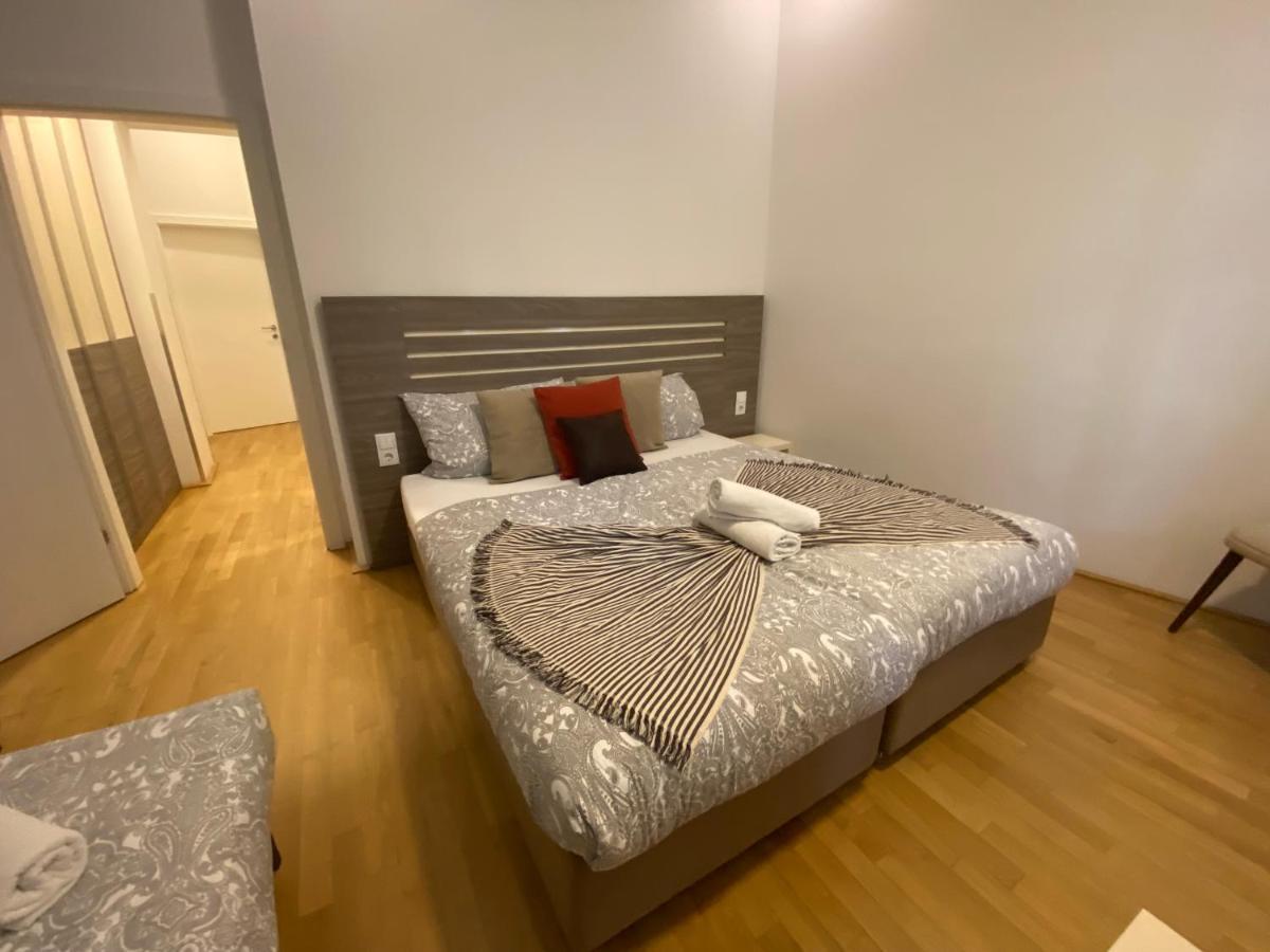 7 Appartement *
