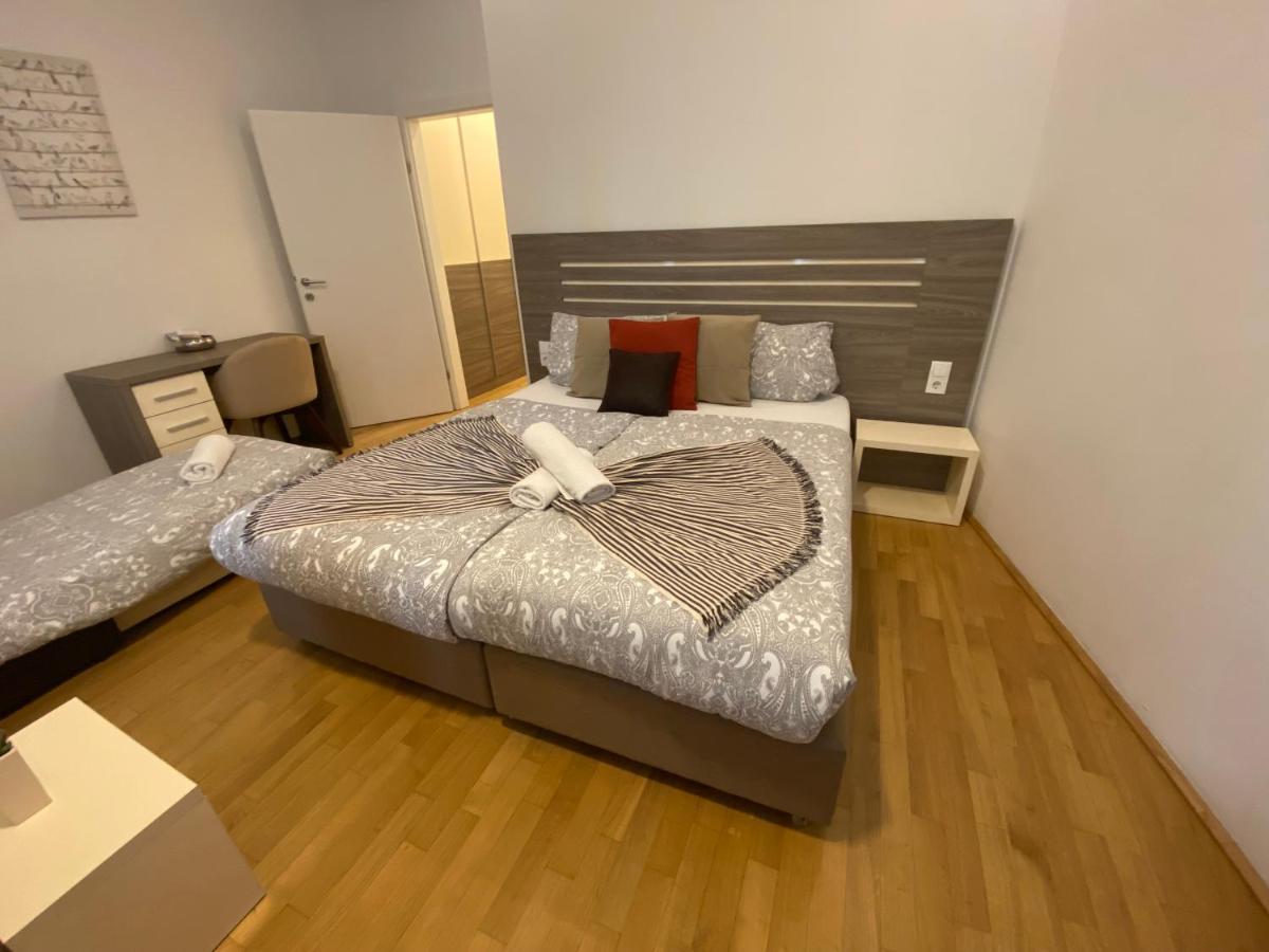 Appartement 7 *