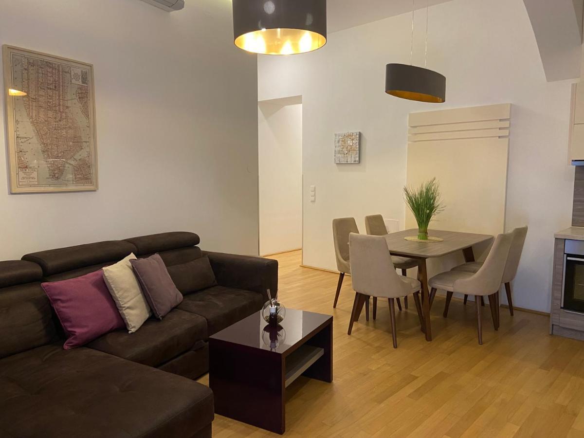 Appartement 7 *